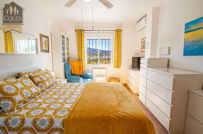 Image No.21-4 Bed Townhouse for sale