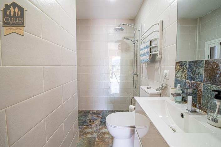 Image No.23-4 Bed Townhouse for sale