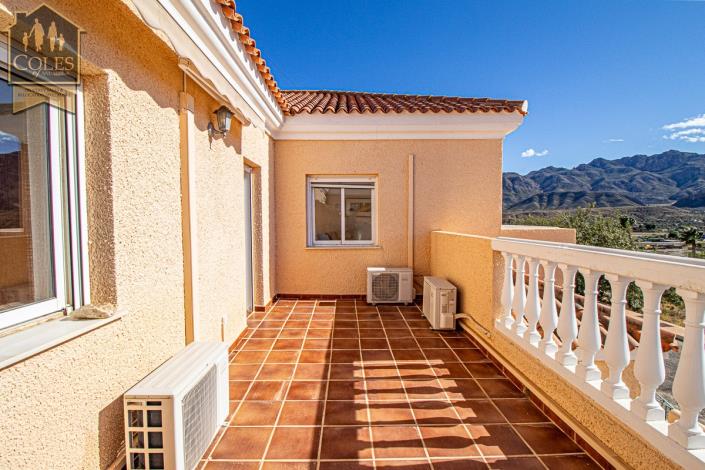 Image No.40-4 Bed Townhouse for sale