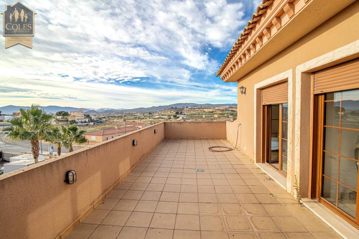 Image No.31-5 Bed Villa / Detached for sale