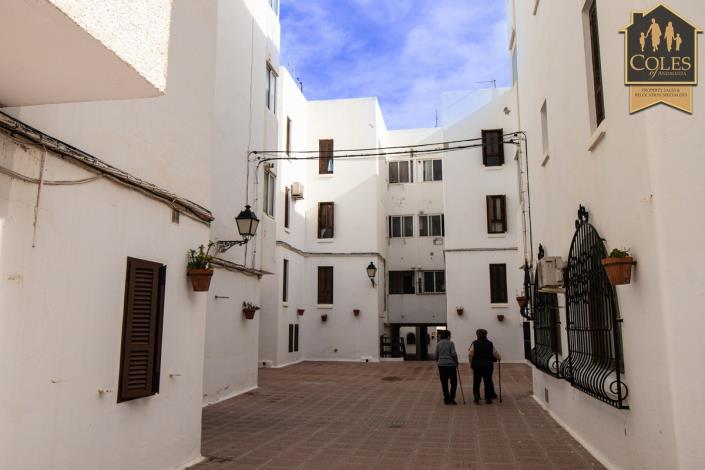 Image No.13-3 Bed Apartment for sale