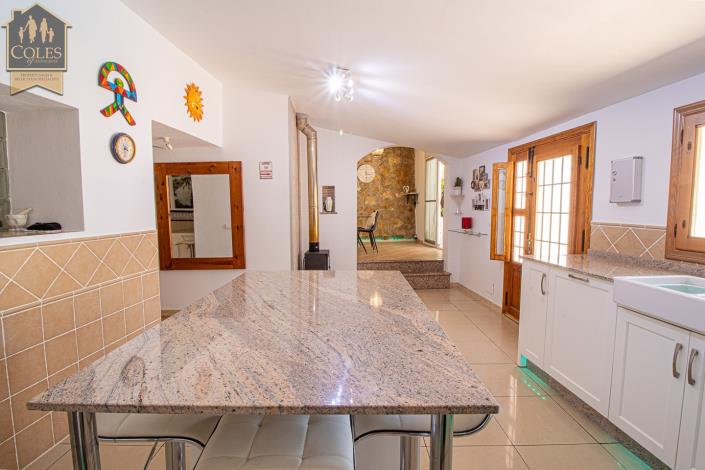 Image No.21-5 Bed Cortijo for sale