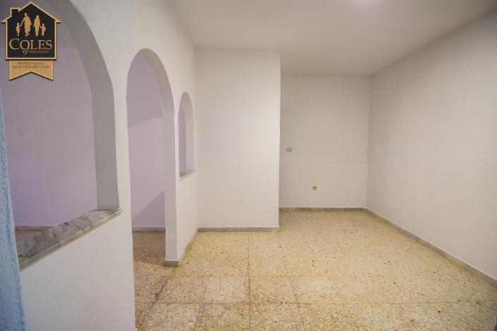 Image No.8-4 Bed Townhouse for sale