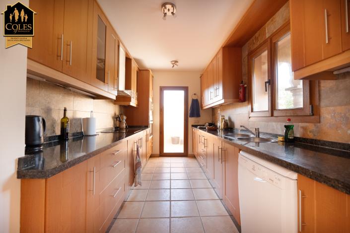 Image No.16-3 Bed Villa / Detached for sale