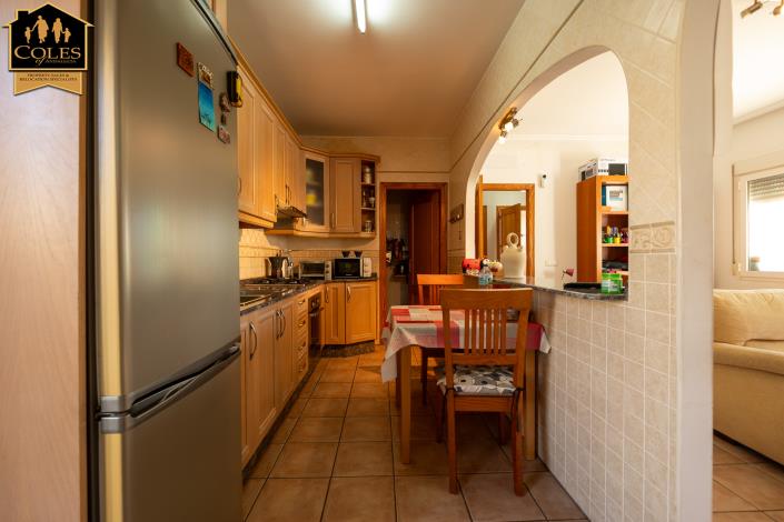 Image No.35-6 Bed Villa / Detached for sale