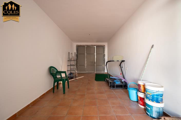 Image No.51-6 Bed Villa / Detached for sale