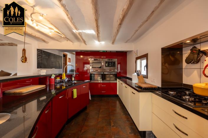 Image No.14-7 Bed Cortijo for sale