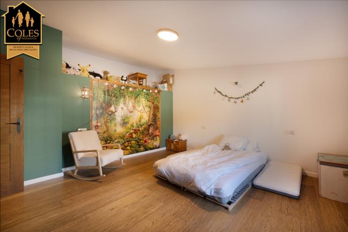 Image No.21-7 Bed Cortijo for sale