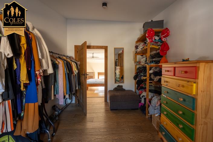 Image No.33-7 Bed Cortijo for sale