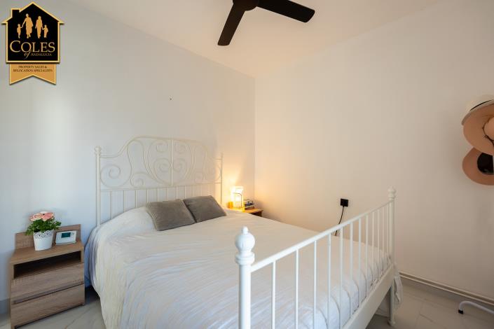 Image No.23-4 Bed Villa / Detached for sale