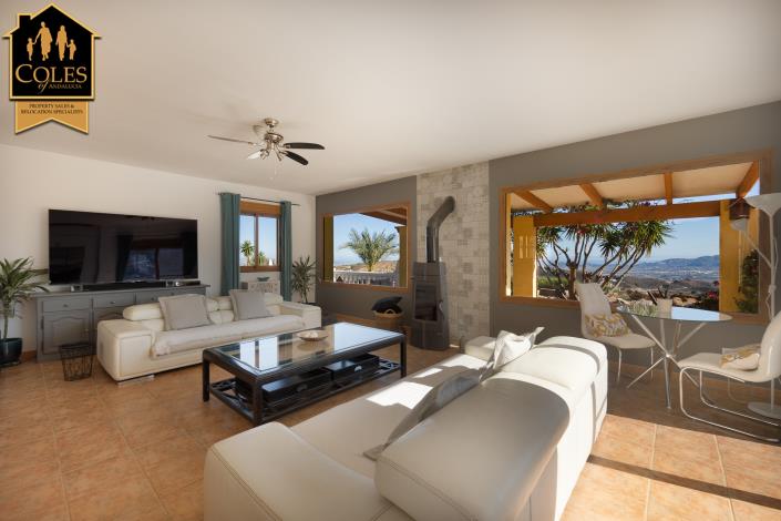 Image No.18-4 Bed Villa / Detached for sale