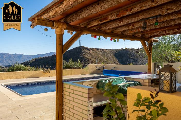 Image No.39-4 Bed Villa / Detached for sale