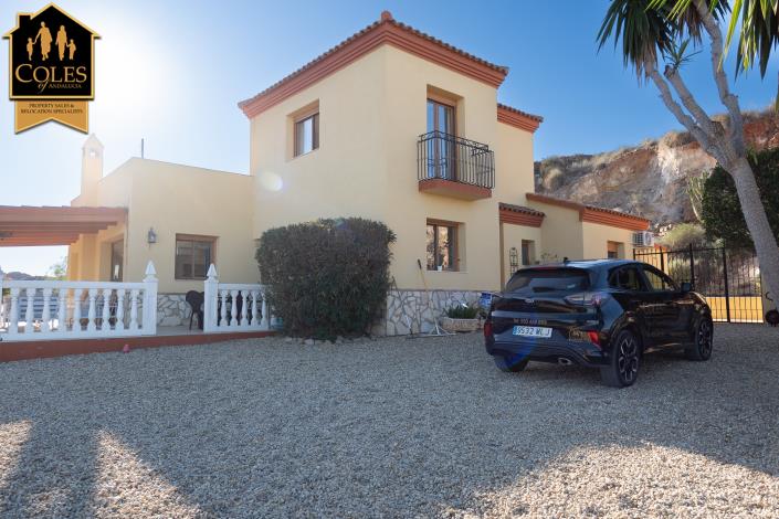 Image No.45-4 Bed Villa / Detached for sale