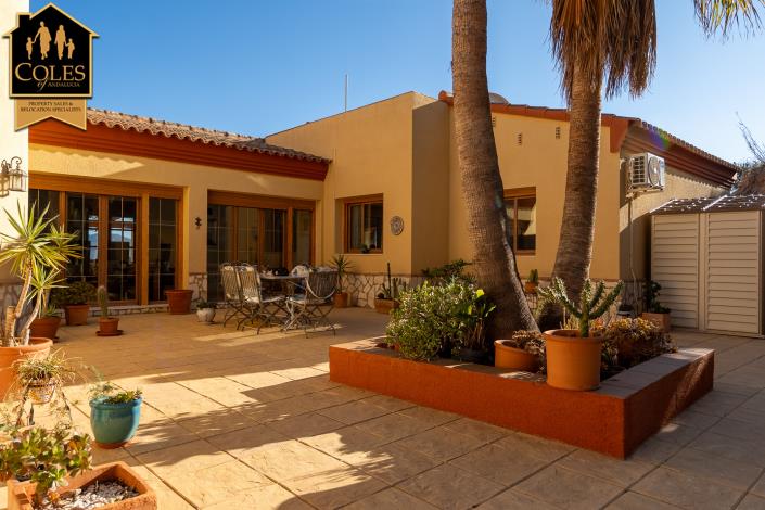 Image No.46-4 Bed Villa / Detached for sale