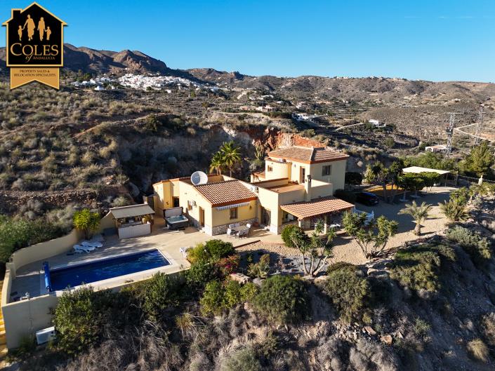 Image No.50-4 Bed Villa / Detached for sale