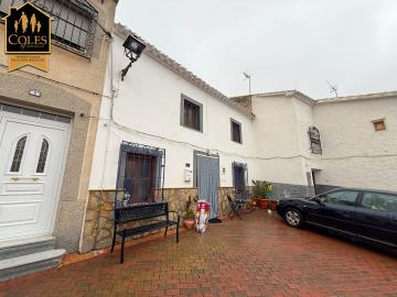 Cole's of Andalucia most sold property