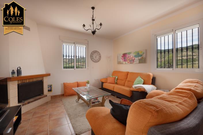 Image No.10-3 Bed Villa / Detached for sale