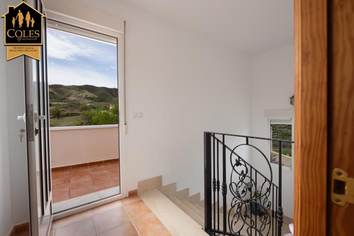 Image No.26-3 Bed Villa / Detached for sale