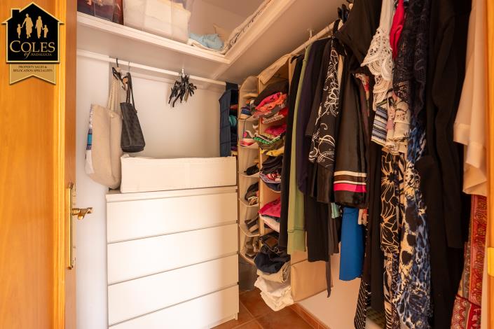 Image No.28-3 Bed Villa / Detached for sale