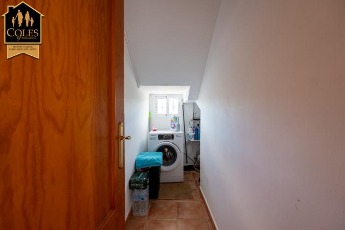 Image No.29-3 Bed Villa / Detached for sale