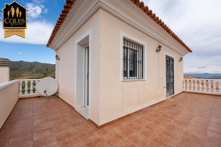Image No.31-3 Bed Villa / Detached for sale
