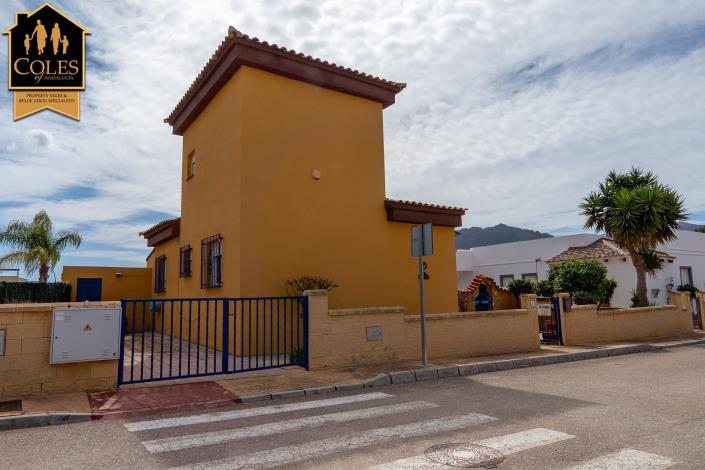 Image No.4-3 Bed Villa / Detached for sale