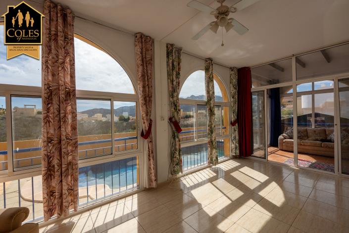 Image No.9-3 Bed Villa / Detached for sale