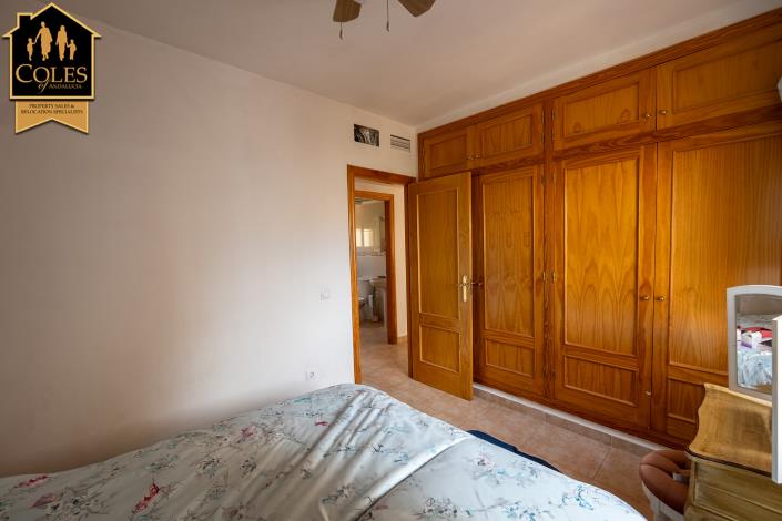 Image No.15-3 Bed Villa / Detached for sale