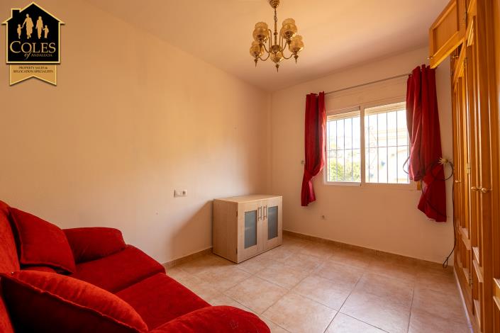 Image No.21-3 Bed Villa / Detached for sale