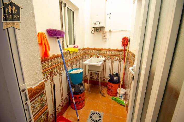 Image No.11-2 Bed Townhouse for sale