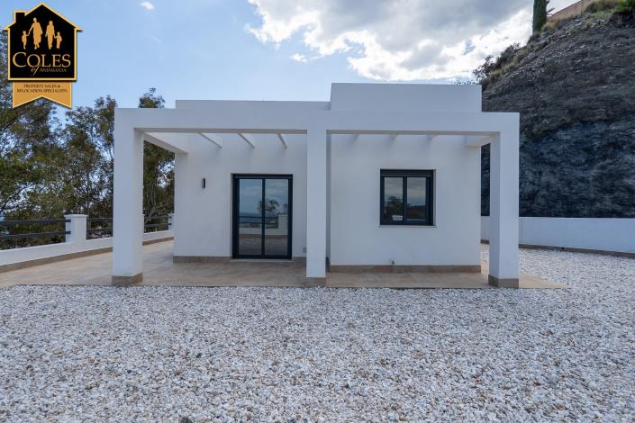 Image No.5-2 Bed Villa / Detached for sale