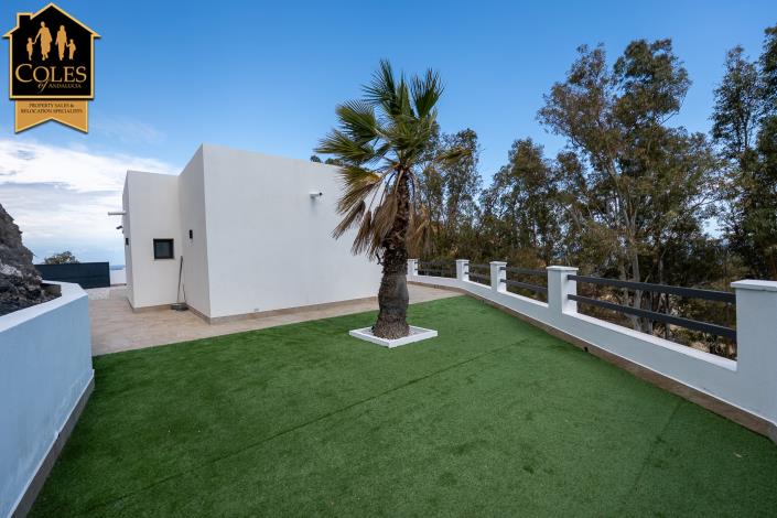 Image No.7-2 Bed Villa / Detached for sale