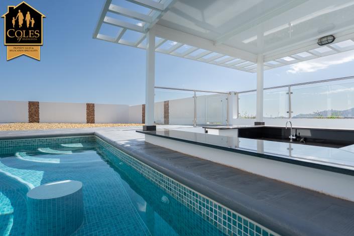 Image No.6-3 Bed Villa / Detached for sale