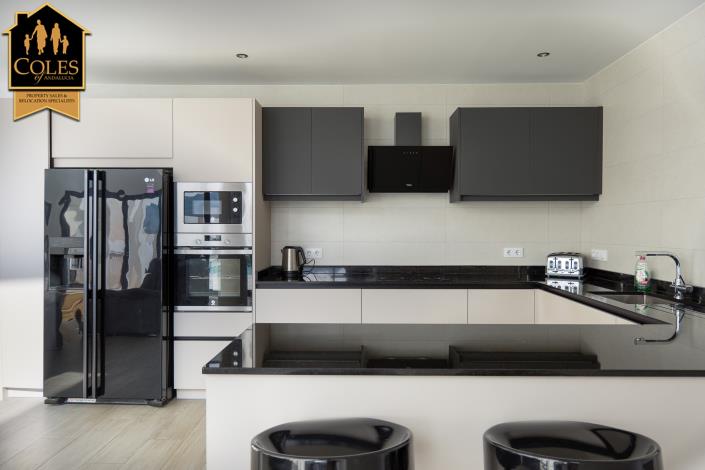 Image No.10-3 Bed Villa / Detached for sale