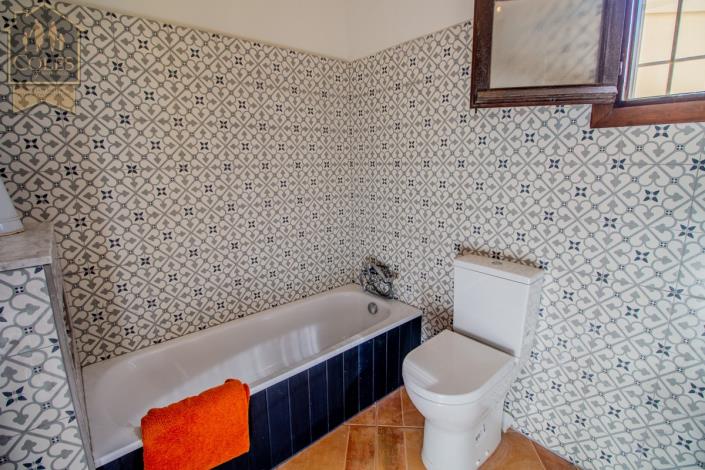 Image No.21-4 Bed Villa / Detached for sale