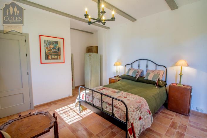 Image No.22-4 Bed Villa / Detached for sale