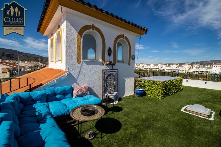 Image No.8-2 Bed Villa / Detached for sale