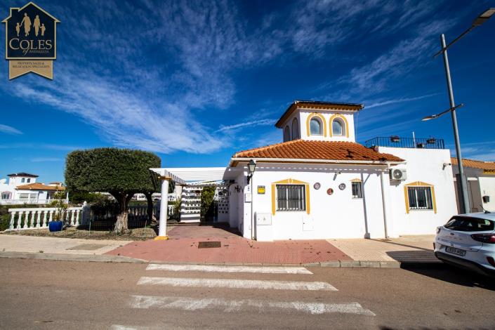 Image No.15-2 Bed Villa / Detached for sale