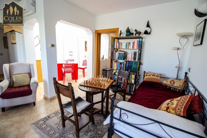 Image No.24-2 Bed Villa / Detached for sale