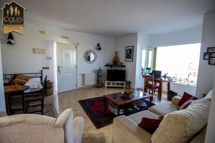 Image No.35-2 Bed Villa / Detached for sale