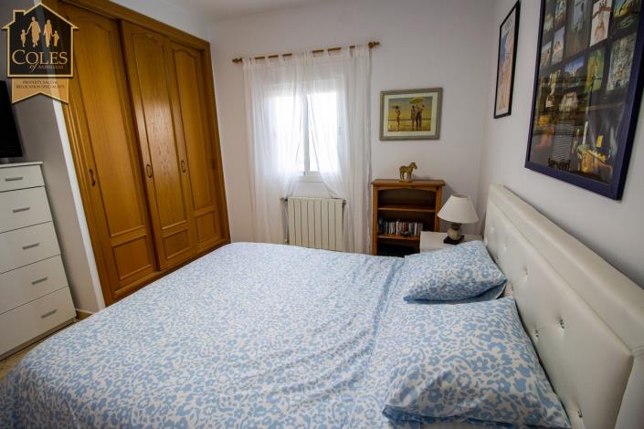 Image No.37-2 Bed Villa / Detached for sale