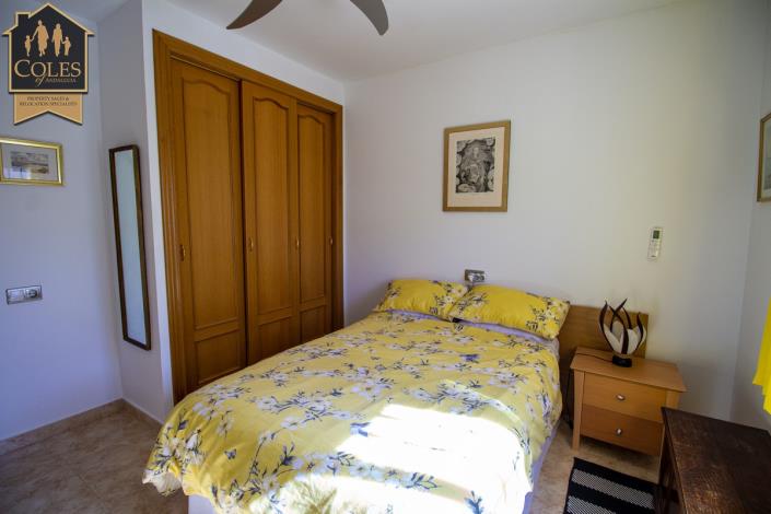 Image No.42-2 Bed Villa / Detached for sale