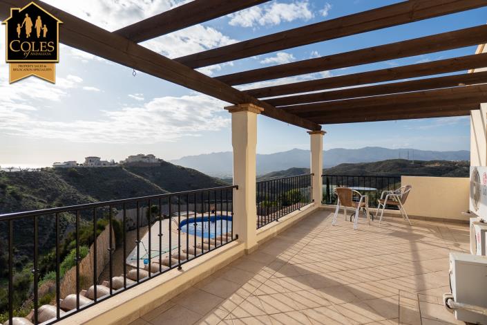 Image No.39-4 Bed Villa / Detached for sale