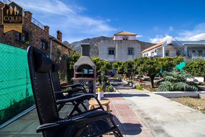 Image No.9-5 Bed Villa / Detached for sale