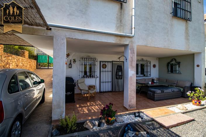 Image No.13-5 Bed Villa / Detached for sale