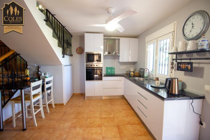 Image No.22-5 Bed Villa / Detached for sale