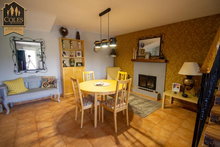 Image No.25-5 Bed Villa / Detached for sale