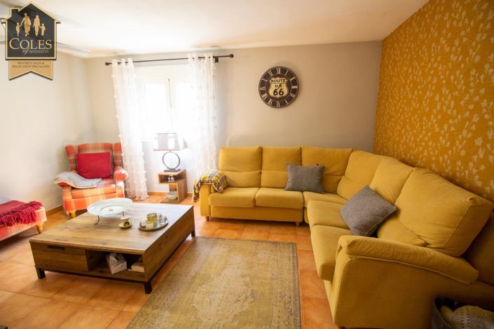 Image No.28-5 Bed Villa / Detached for sale