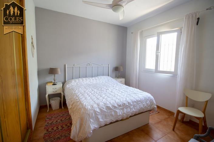 Image No.32-5 Bed Villa / Detached for sale