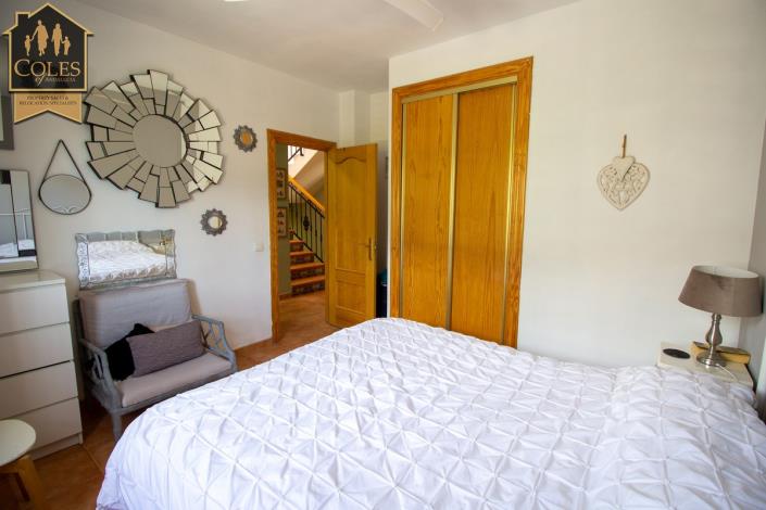 Image No.34-5 Bed Villa / Detached for sale